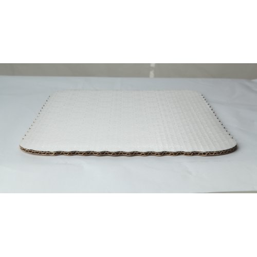 D/W White Scalloped Cake Pads - 1/4 sheet